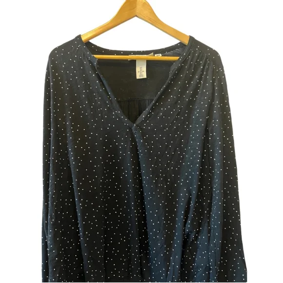 H&M Black & White Polka Dot V Neck Long Sleeve Lightweight Top L - Picture 2 of 8